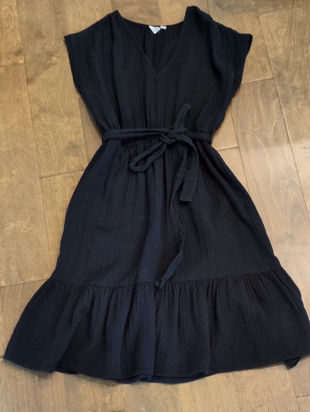 GAP Black V-Neck Tie-Waist Midi Dress Size XS
